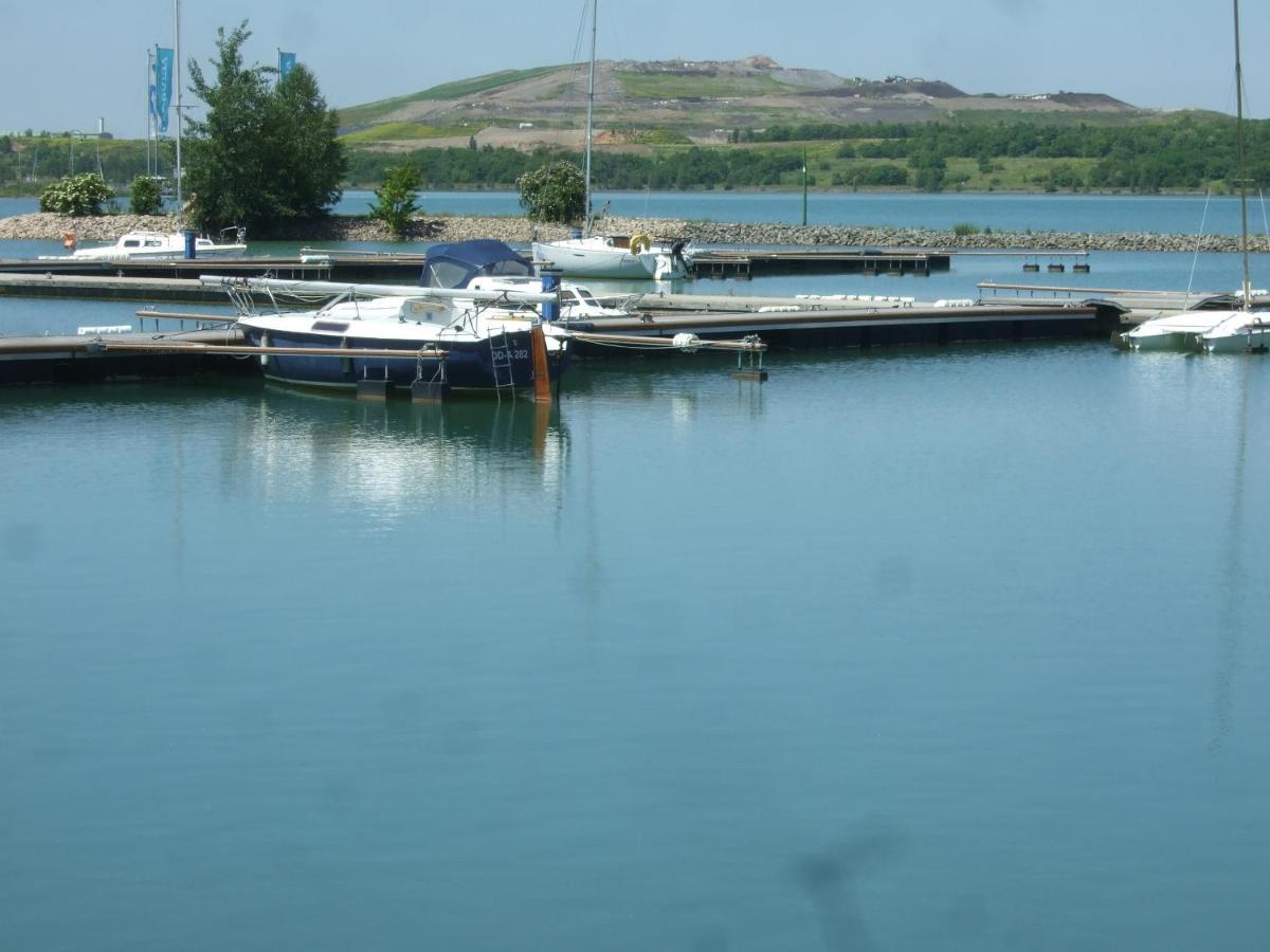 Ferienwohnung Am Neuseenland Rötha Esterno foto